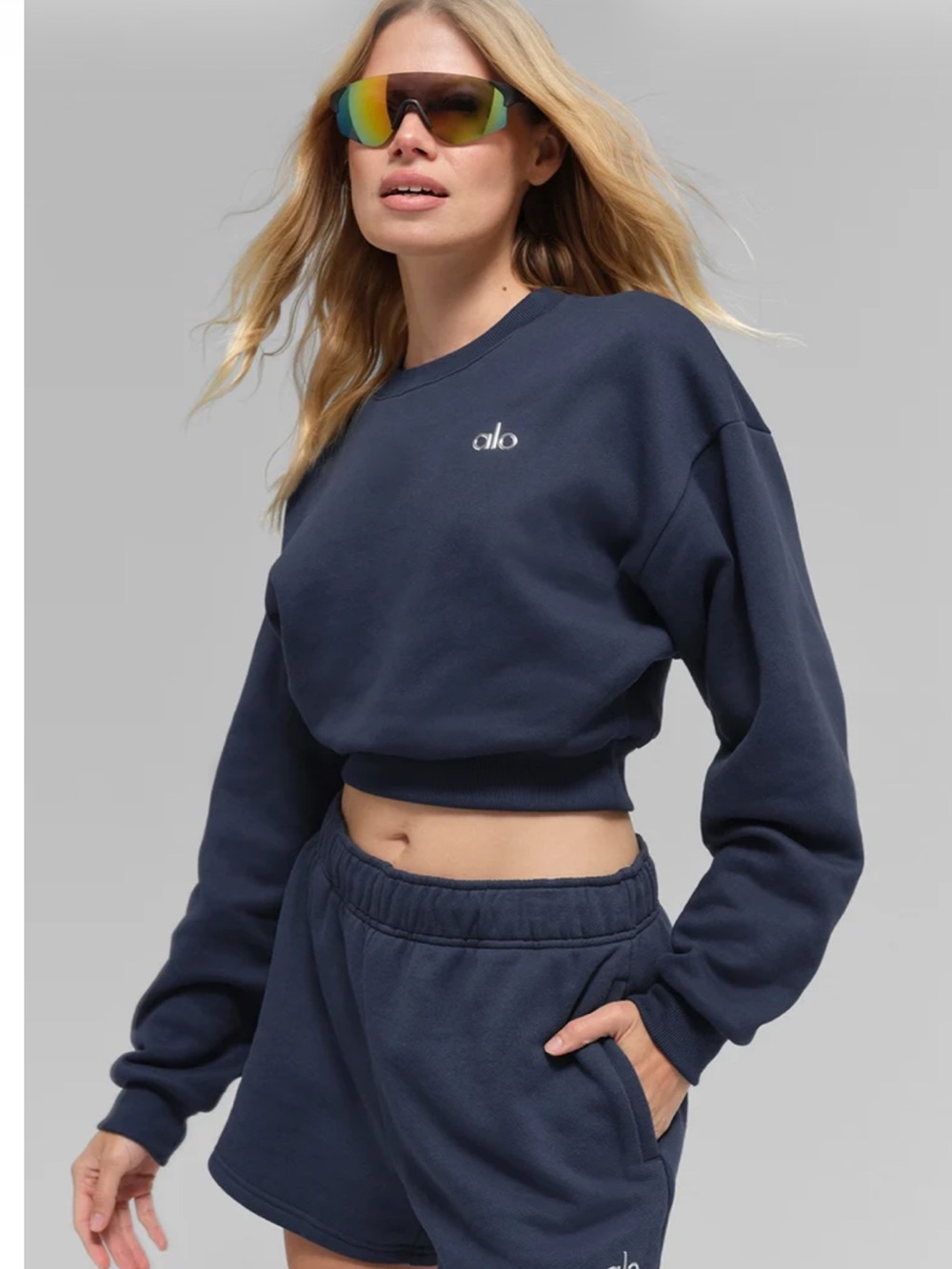 ALO Yoga Accolade Cropped Crewneck Sweatshirt Large NWT Navy Blue Pullover